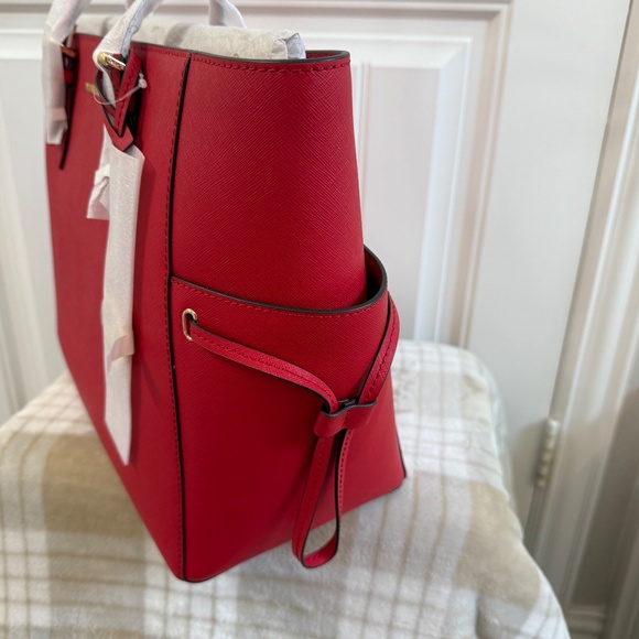 Michael Kors Gilly Large Drawstring Travel Tote in Bright Red - Picture 15 of 16